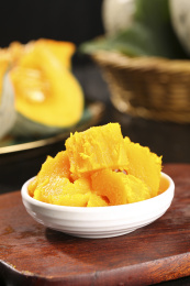 深底上的贵族南瓜