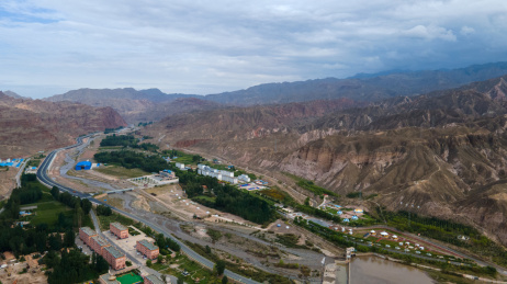 甘肃祁连山省道213沿途风光