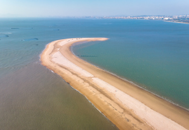 福建泉州市晋江围头湾触角沙滩海岸线自然