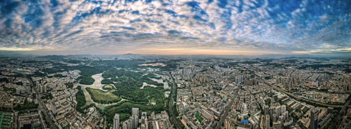 粤港澳大湾区广东省深圳市龙岗区城市风光