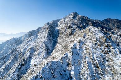 宁夏贺兰山雪后风光