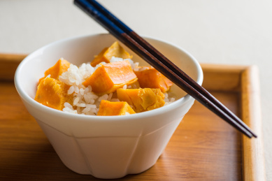 甘甜可口营养美味的红薯焖饭