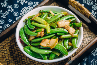 肥肉炒四季豆