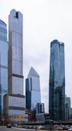 美国纽约市曼哈顿街边风景
