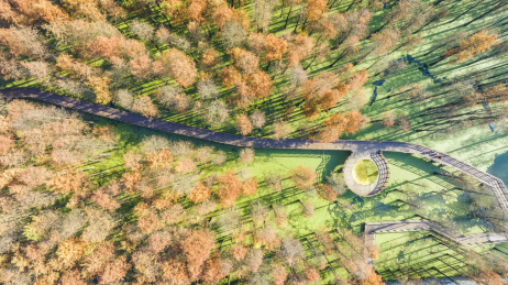 航拍杭州临安青山湖水上森林公园景区