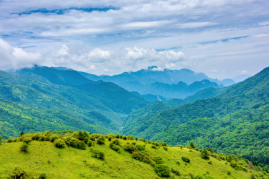 中国湖北神农架神农顶相思岭