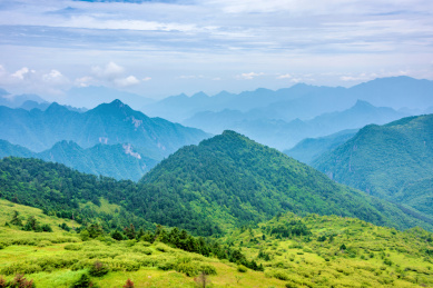 中国湖北神农架神农顶天际岭风光