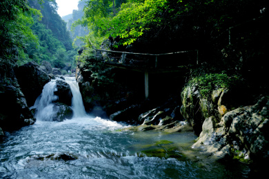 天意谷白龙峡谷