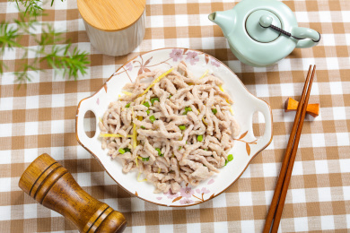家常美食菜肴姜丝炒里脊肉丝