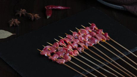 烤鸡胗烧烤生串湘西小串