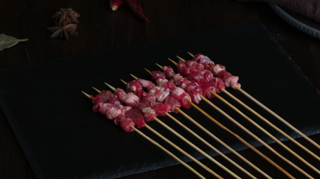 烤牛肉串烧烤生串湘西小串