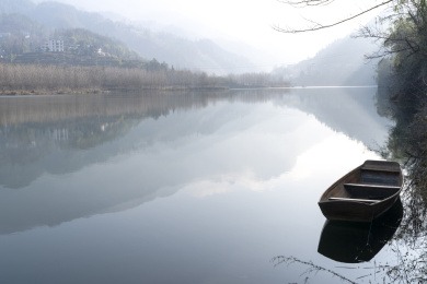 恩施清江屯堡段山水倒影风光