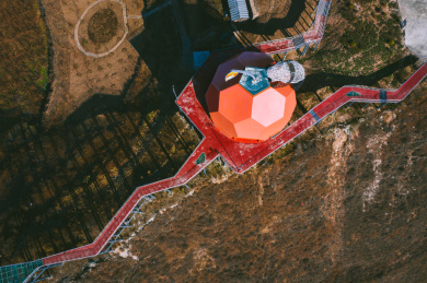 中国四川阿坝州汶川无忧花果山风景图