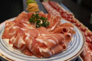 一盆羊肉卷