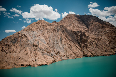 中国新疆塔什库尔干莎塔古道的风光