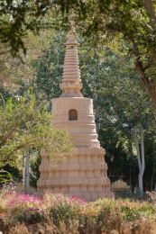 中国甘肃敦煌莫高窟树林道士塔