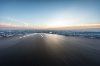 中国广东省广州城市天际线路面