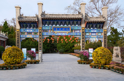 蓬莱阁景区入口牌坊