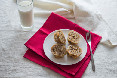 特色风味美食糯米鸡和牛奶早餐