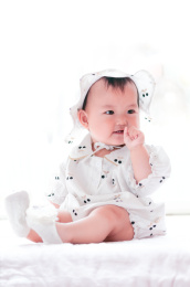 可爱的一岁中国幼儿