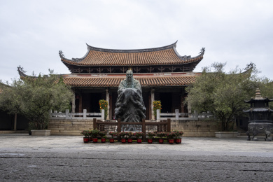 漳州文庙孔子铜像