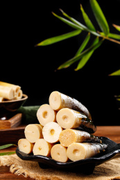 深底上的手剥笋