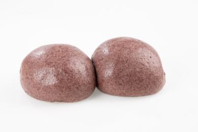 杂粮面黑米面馒头  