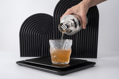 金属调酒器