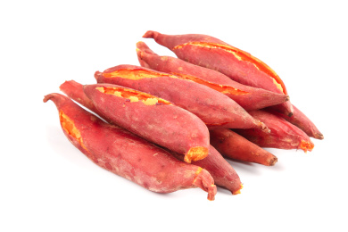 白底上的红心蜜薯