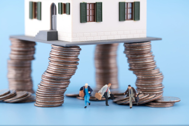 微缩创意逃离房地产行业