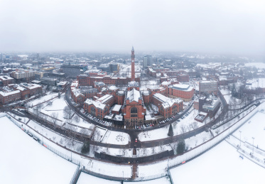 英国英格兰伯明翰大学雪景