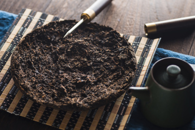 中华传统饮品陈年熟普洱茶饼