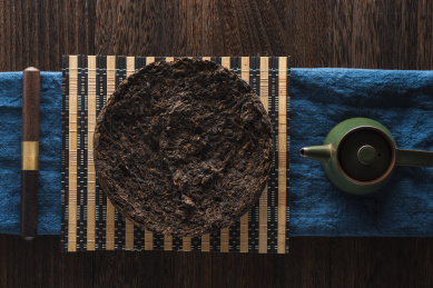 中华传统饮品陈年熟普洱茶饼