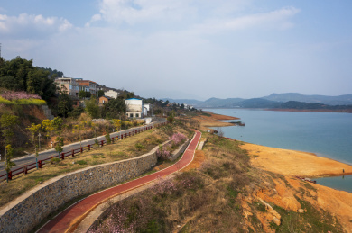 航拍湖南郴州白廊镇东江湖
