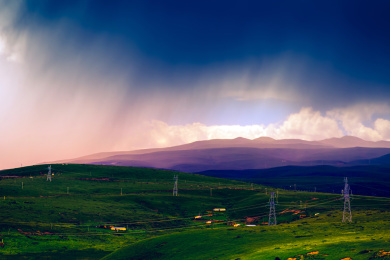 中国四川甘孜炉霍草原上的天气