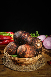 深底上的荔浦芋头