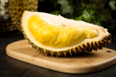 深底上的泰国金枕头榴莲