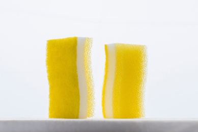 色彩明亮的多功能清洁用海绵