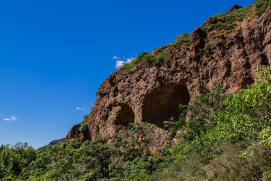 河北省张家口市安家沟鸳鸯洞岩石自然景观