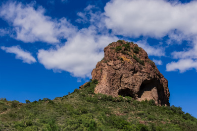 河北省张家口市安家沟虎头崖岩石自然景观