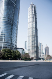 中国上海陆家嘴金融建筑地标金茂大厦外部景