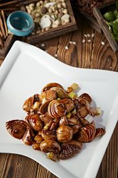 葱烧草原鲜口蘑