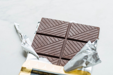 美味健康的橘皮黑巧克力休闲零食