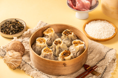 满满一蒸笼美味的烧卖