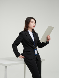 办公桌女白领