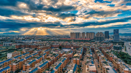 浙江义乌夏季耶稣光城市风光