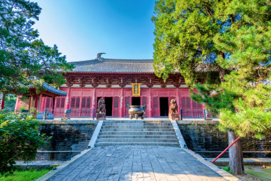 中国辽宁锦州义县奉国寺大雄殿