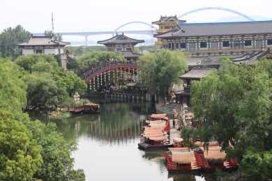 湖北襄阳盛世唐城景区
