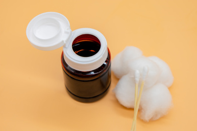 医疗用品清洗伤口碘伏和棉签