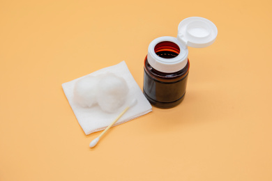 医疗用品清洗伤口碘伏和棉签